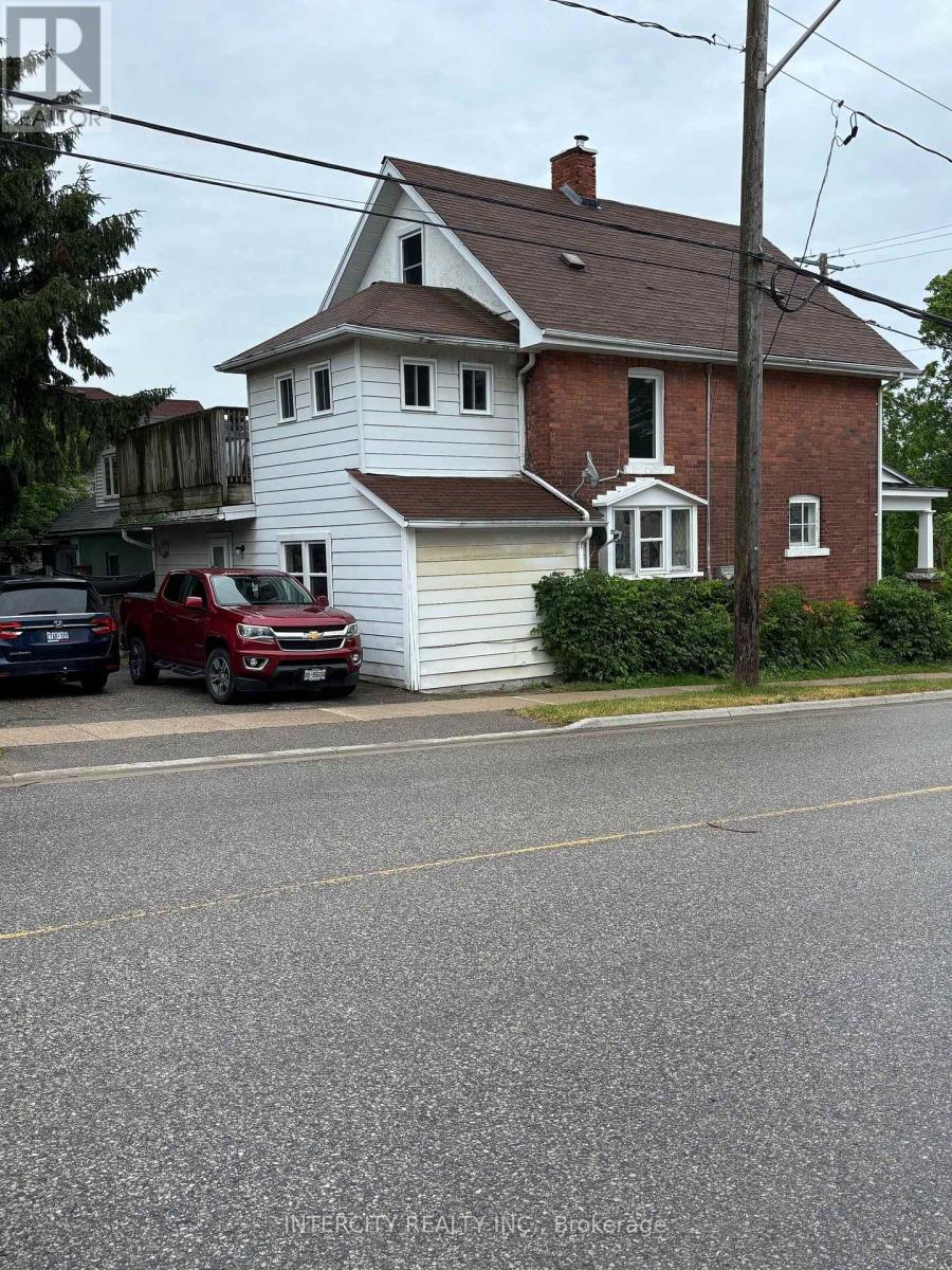 90 Coldwater Road W, Orillia, Ontario  L3V 5L5 - Photo 20 - S13160134