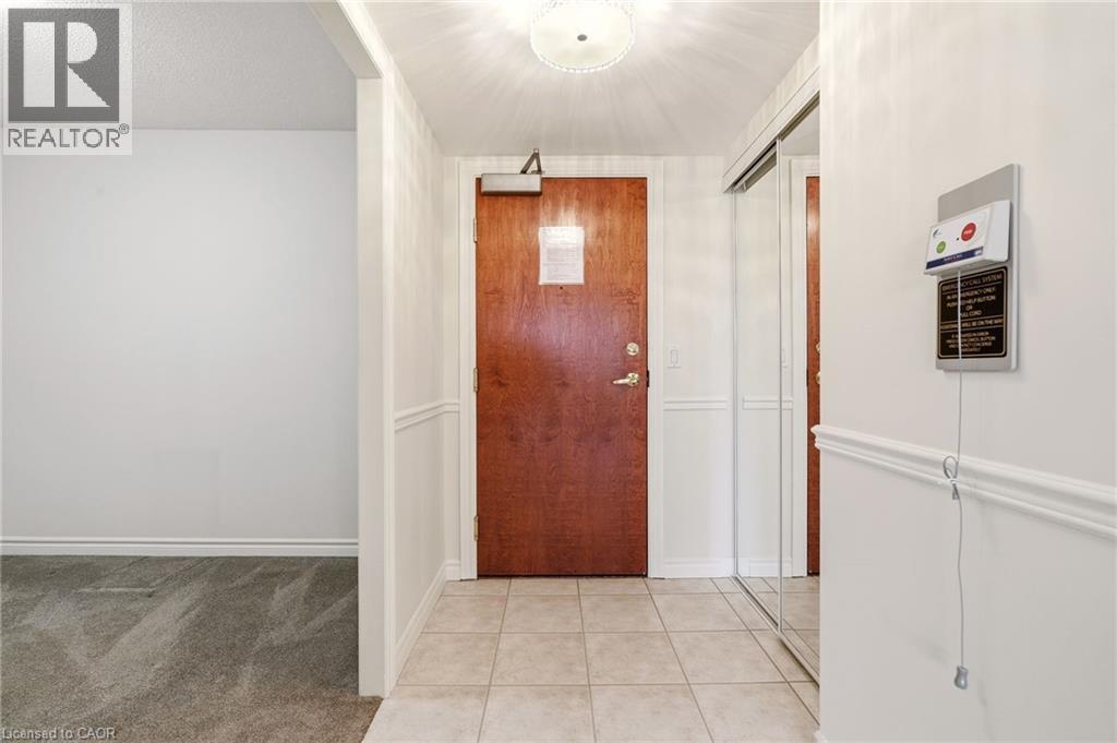 100 Burloak Drive Unit# 1415, Burlington, Ontario  L7L 6P6 - Photo 4 - 40831908