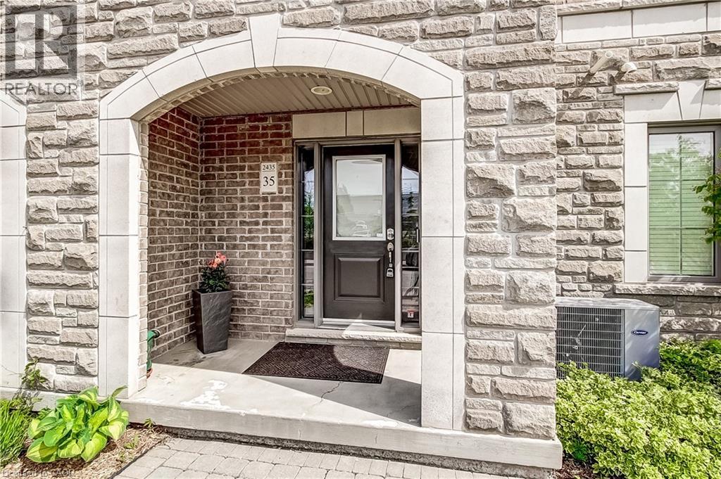 2435 Greenwich Drive Unit# 35, Oakville, Ontario  L6M 0S4 - Photo 8 - 40831355