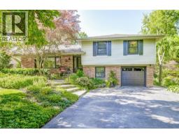 692 COURTLAND Place, Burlington, Ontario