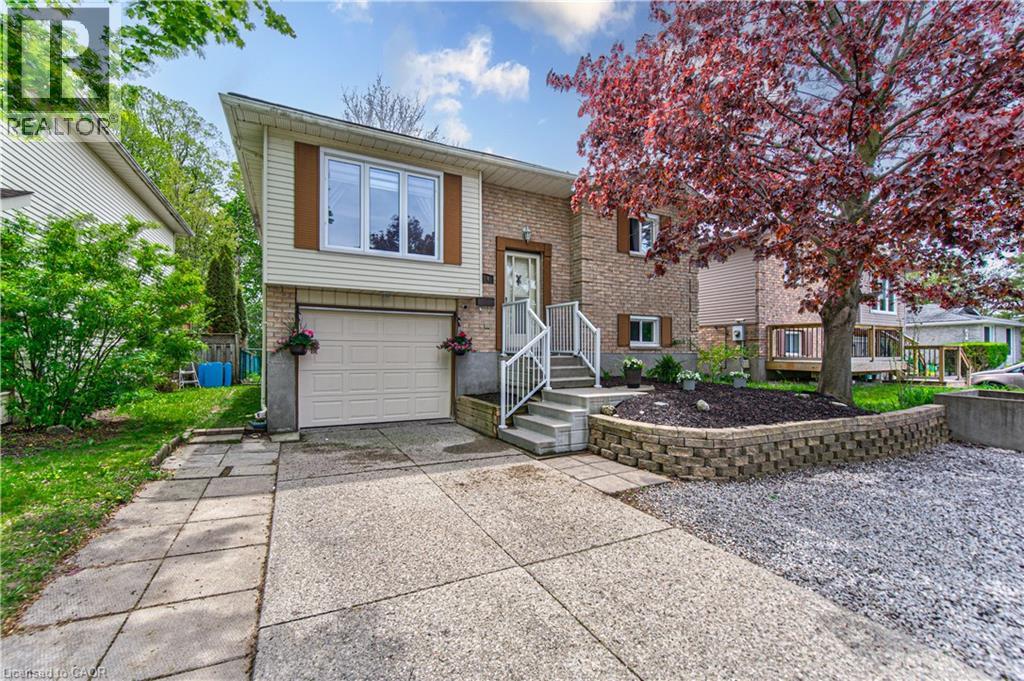 414 Woods Lane, Cambridge, Ontario  N3H 5J4 - Photo 2 - 40816901