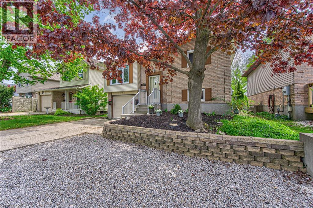414 Woods Lane, Cambridge, Ontario  N3H 5J4 - Photo 3 - 40816901