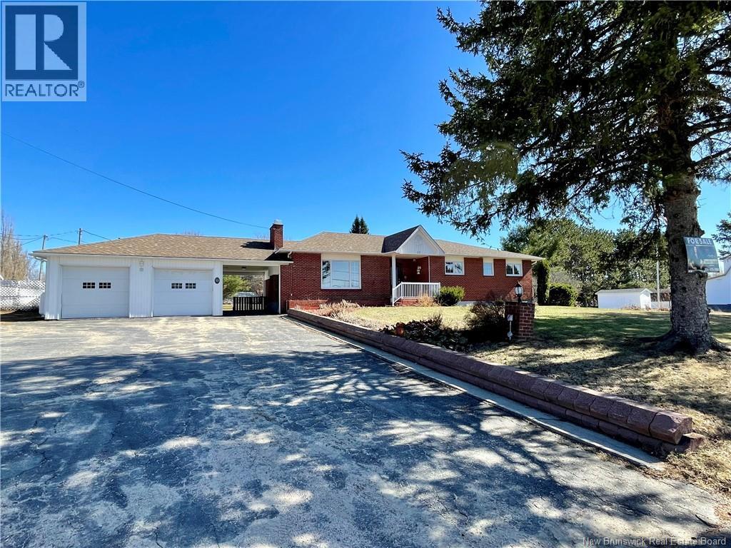 12 Oldline Avenue, Miramichi, New Brunswick  E1N 5Y3 - Photo 2 - NB132179