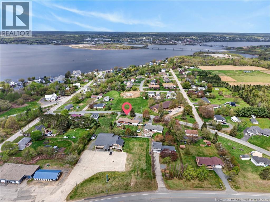 12 Oldline Avenue, Miramichi, New Brunswick  E1N 5Y3 - Photo 4 - NB132179