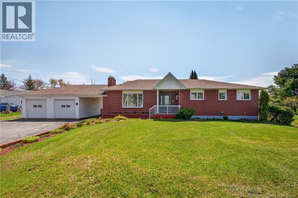 12 Oldline Avenue, Miramichi, New Brunswick  E1N 5Y3 - Photo 1 - NB132179