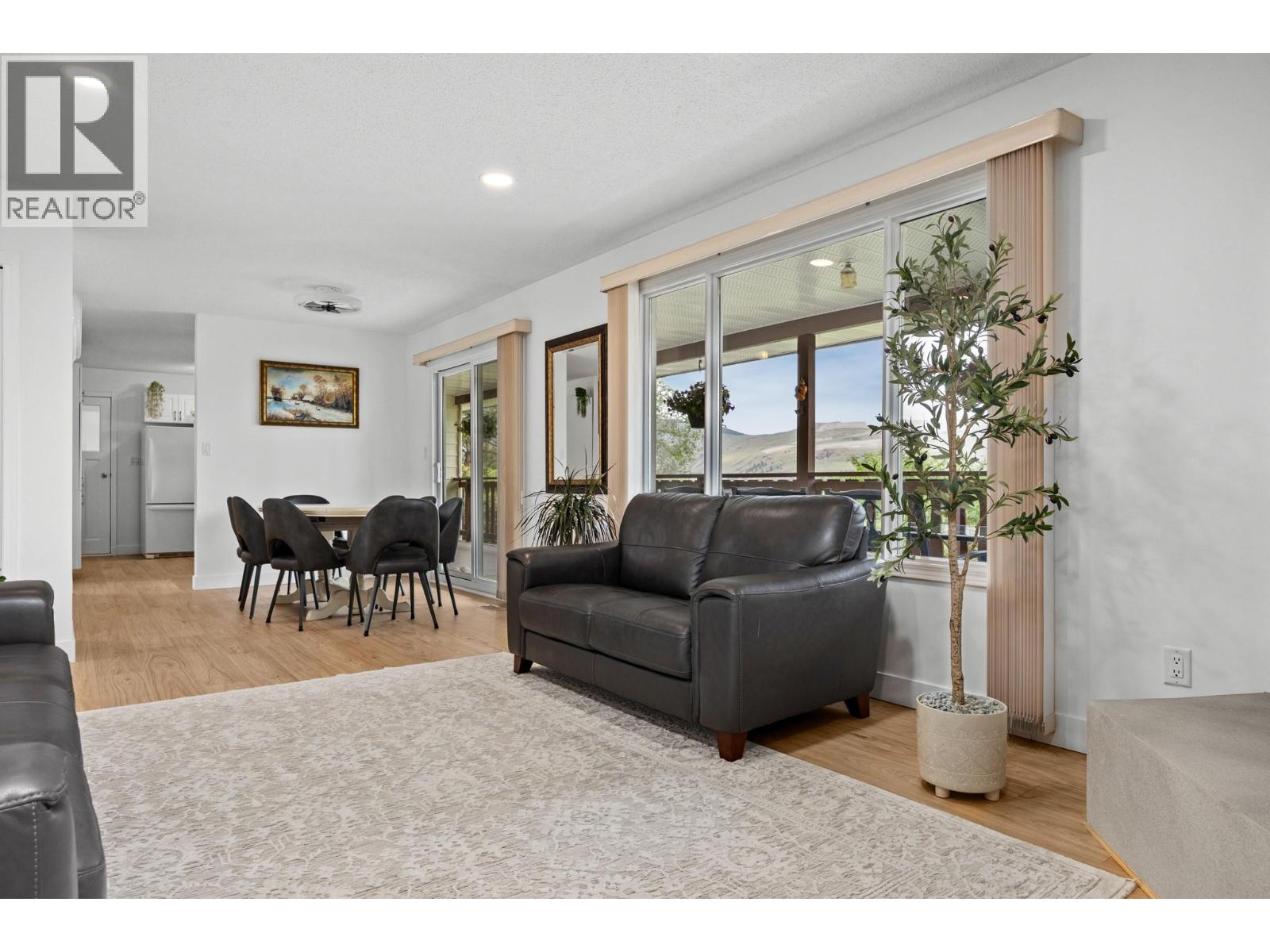 6717 Apollo Road, Vernon, British Columbia  V1H 1J3 - Photo 9 - 10388135
