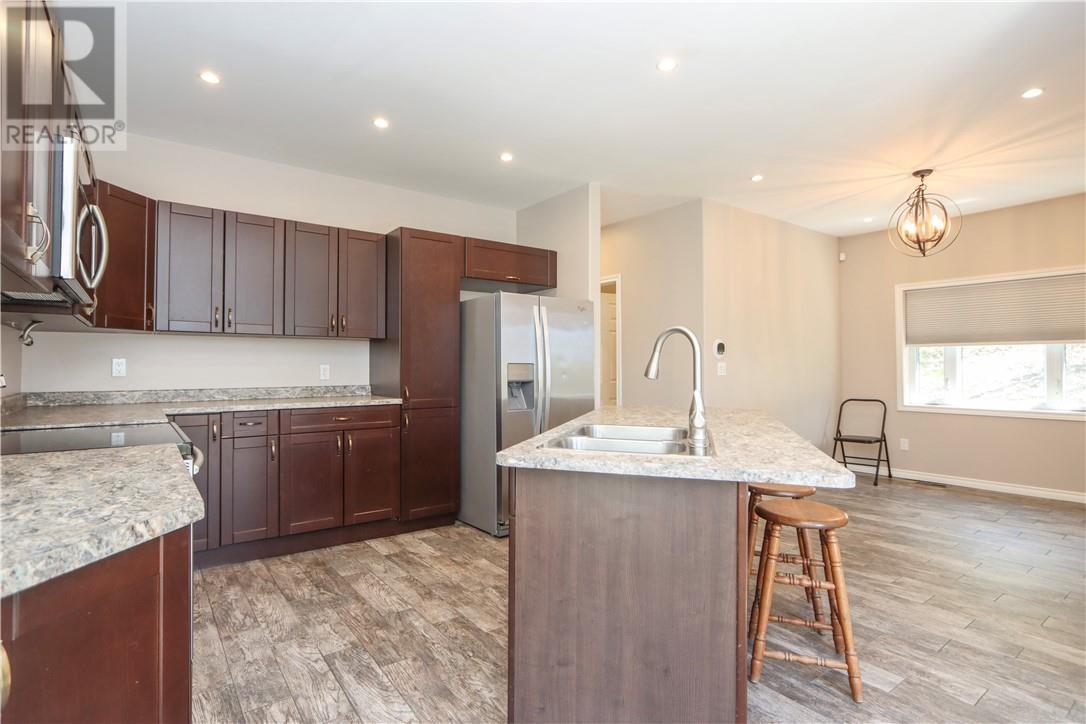 138 Moonlight Beach Road, Greater Sudbury, Ontario  P3B 3V6 - Photo 7 - 2127929