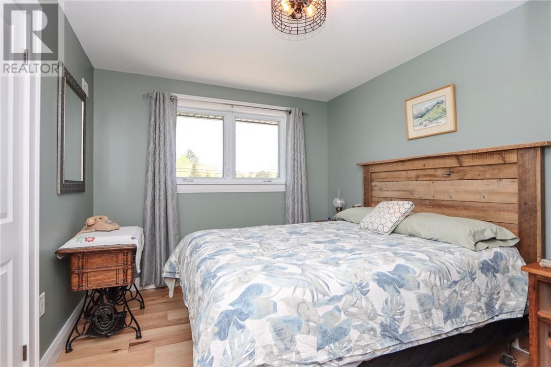 279 Regional Road 10, Whitefish, Ontario  P0M 3E0 - Photo 21 - 2127865