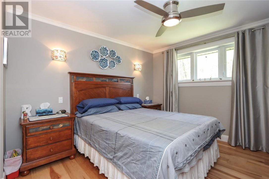 279 Regional Road 10, Whitefish, Ontario  P0M 3E0 - Photo 23 - 2127865