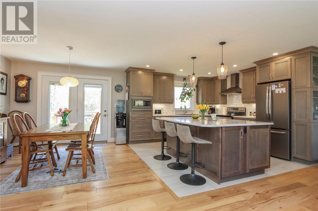 279 Regional Road 10, Whitefish, Ontario  P0M 3E0 - Photo 3 - 2127865