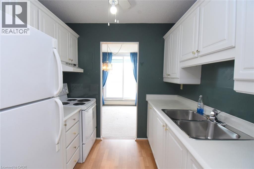 365 Geneva Street Unit# 812, St. Catharines, Ontario  L2N 5S7 - Photo 11 - 40830773