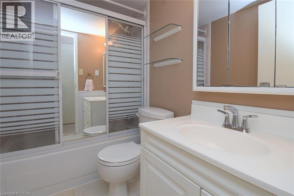 365 Geneva Street Unit# 812, St. Catharines, Ontario  L2N 5S7 - Photo 16 - 40830773