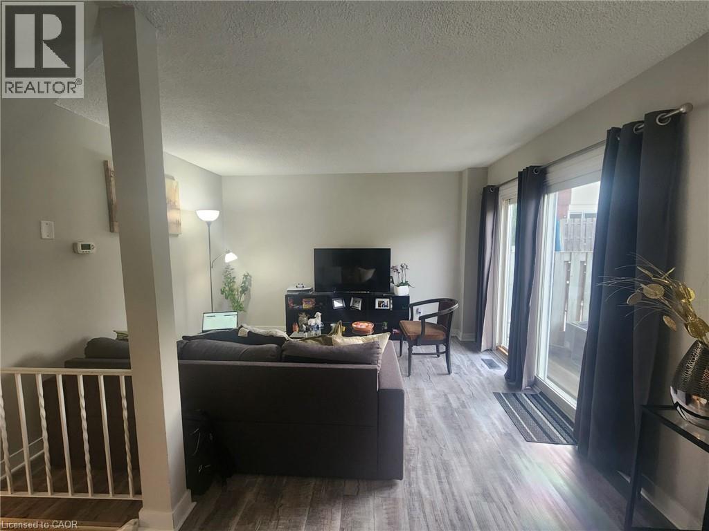 135 Chalmers Street S Unit# 72, Cambridge, Ontario  N1R 6M2 - Photo 3 - 40831735