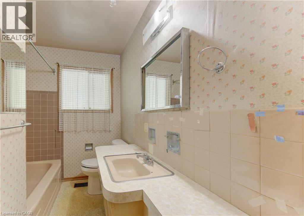 162 Warren Road, Kitchener, Ontario  N2M 4T7 - Photo 19 - 40832154