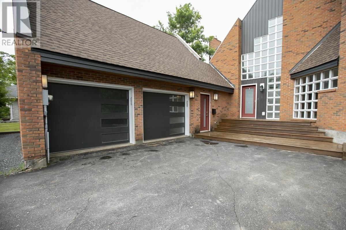 86 Mcneice St, Sault Ste. Marie, Ontario P6A 5V2 - Photo 9 - SM261102