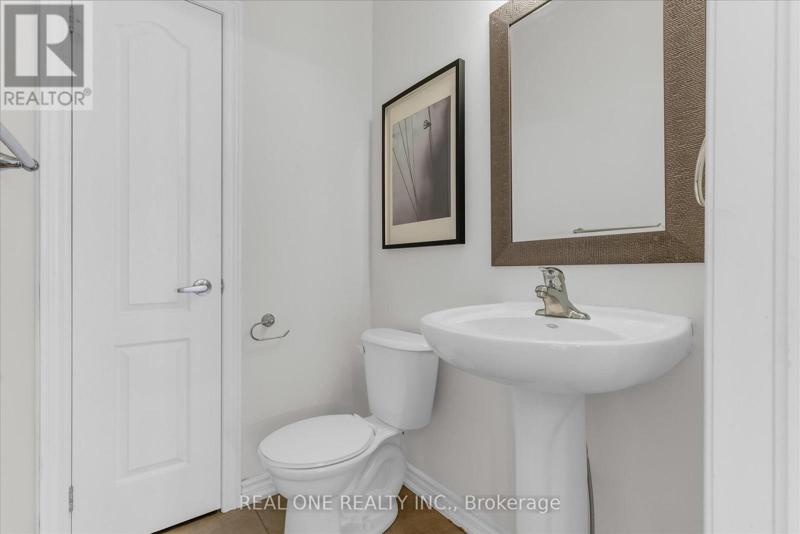 556 Sanderson Crescent, Milton, Ontario  L9T 8L9 - Photo 7 - W13160100