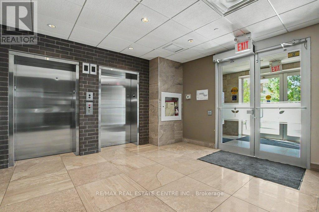 214 - 33 Whitmer Street, Milton, Ontario  L9T 8P9 - Photo 3 - W13160164
