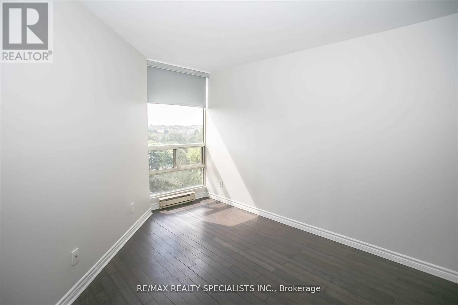 601 - 45 Kingsbridge Garden Circle, Mississauga, Ontario  L5R 3K4 - Photo 4 - W13160180