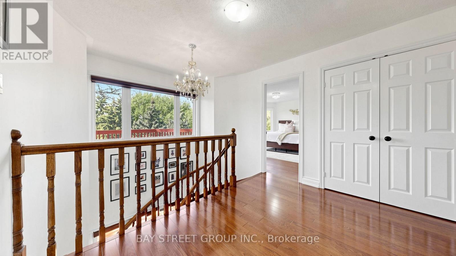 1742 Sir Monty's Drive, Mississauga, Ontario  L5N 4R6 - Photo 18 - W13160198