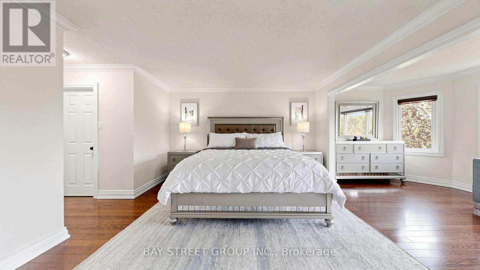 1742 Sir Monty's Drive, Mississauga, Ontario  L5N 4R6 - Photo 19 - W13160198