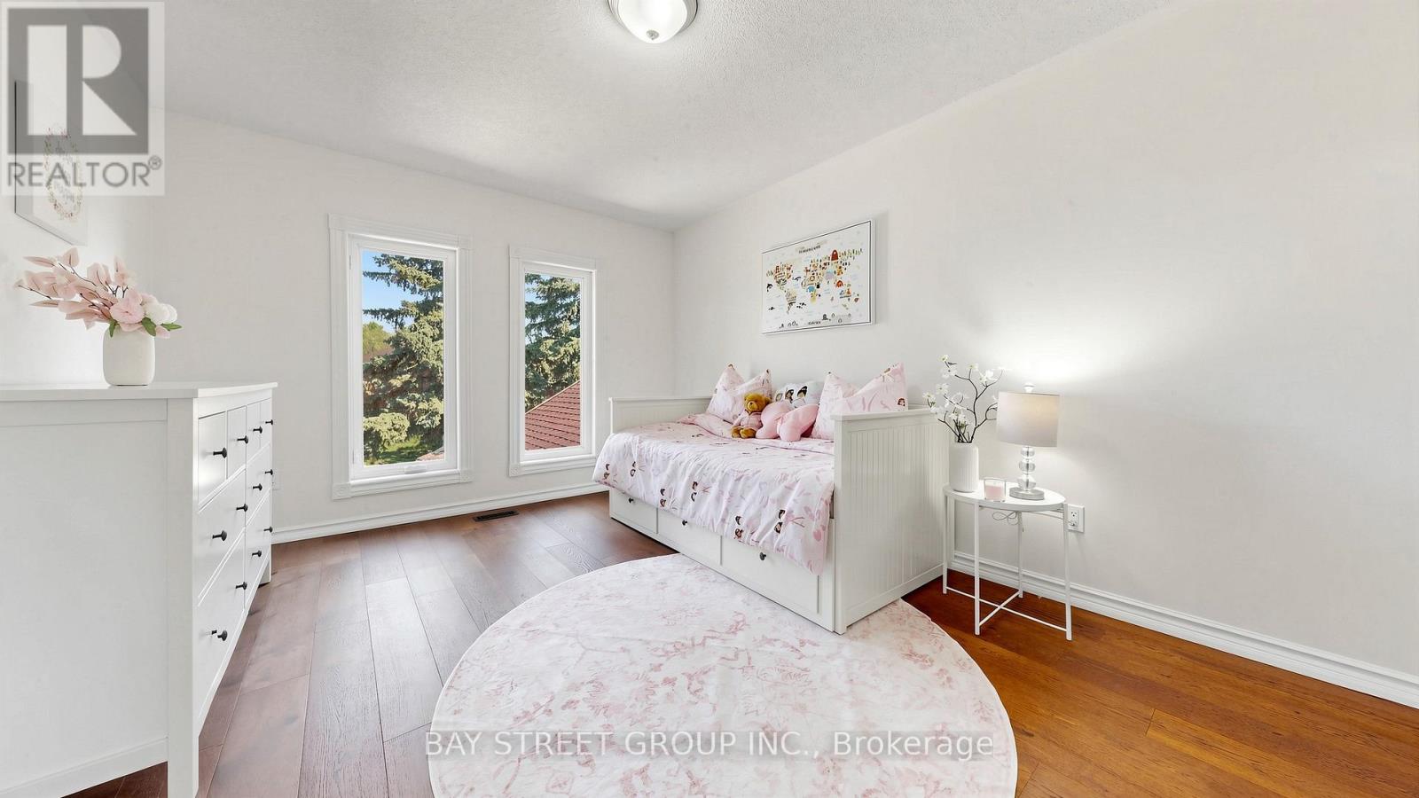 1742 Sir Monty's Drive, Mississauga, Ontario  L5N 4R6 - Photo 28 - W13160198