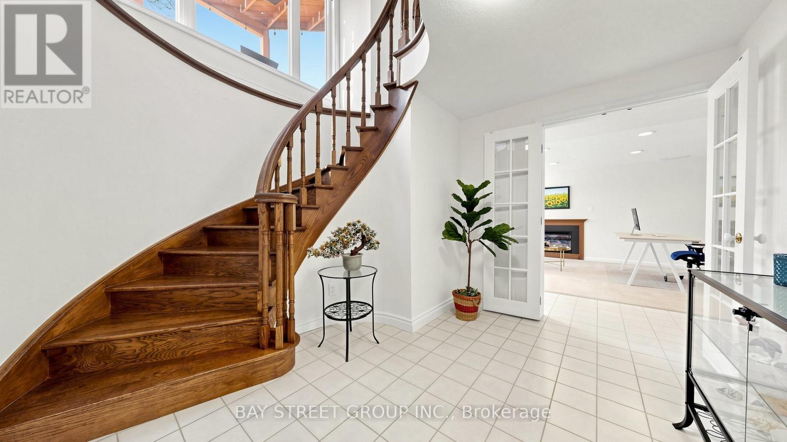 1742 Sir Monty's Drive, Mississauga, Ontario  L5N 4R6 - Photo 31 - W13160198