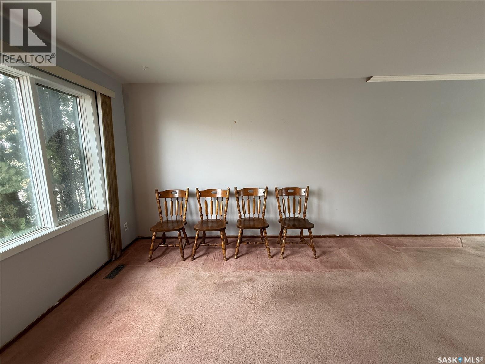138 Weyakwin Drive, Saskatoon, Saskatchewan  S7J 4M5 - Photo 5 - SK036794