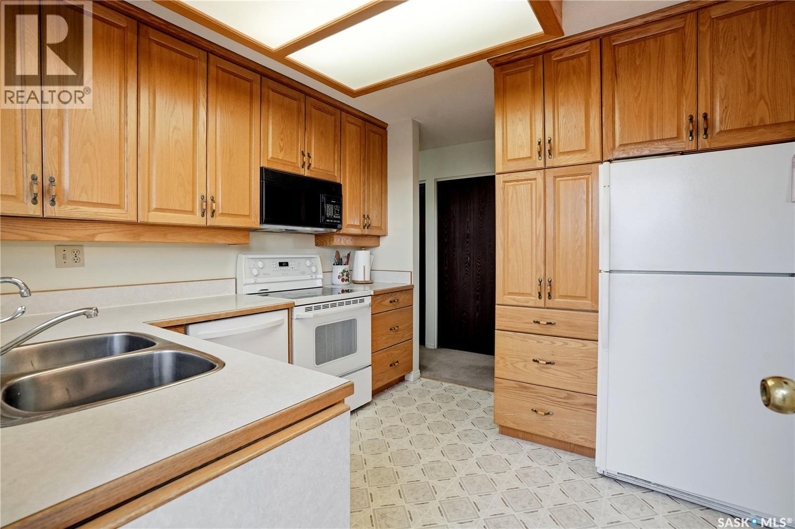 151 Markwell Drive, Regina, Saskatchewan  S4X 1K2 - Photo 14 - SK036777