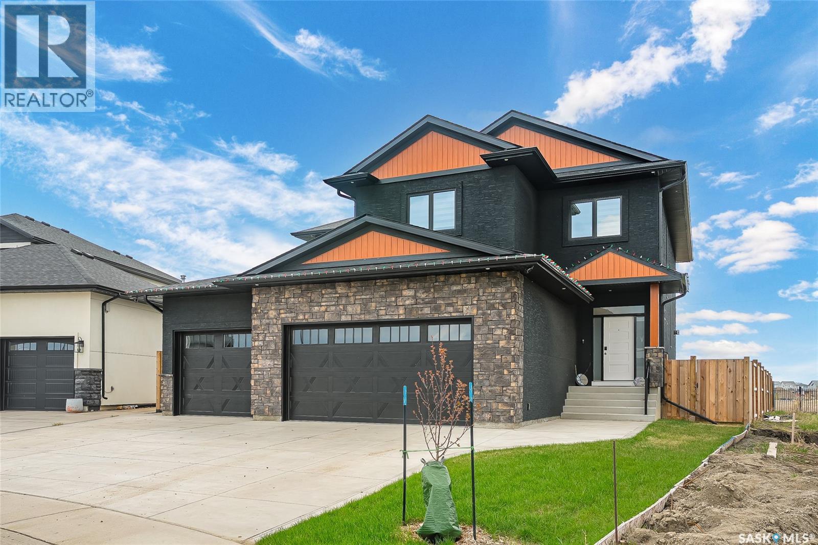 862 Bentley Manor, Saskatoon, Saskatchewan  S7L 6P4 - Photo 2 - SK036768