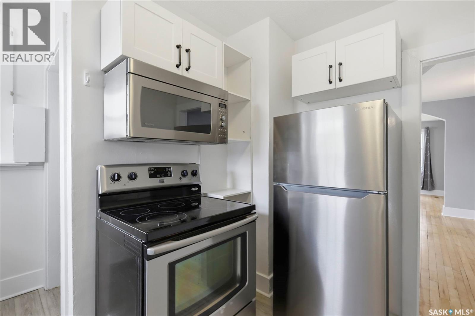 825 L Avenue S, Saskatoon, Saskatchewan  S7M 2H9 - Photo 12 - SK036615