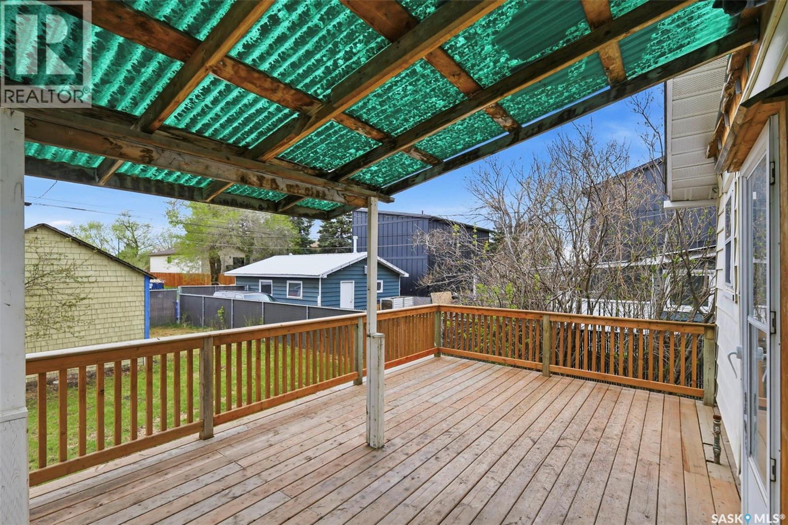 825 L Avenue S, Saskatoon, Saskatchewan  S7M 2H9 - Photo 32 - SK036615