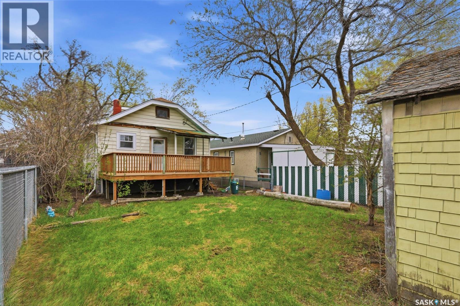 825 L Avenue S, Saskatoon, Saskatchewan  S7M 2H9 - Photo 40 - SK036615