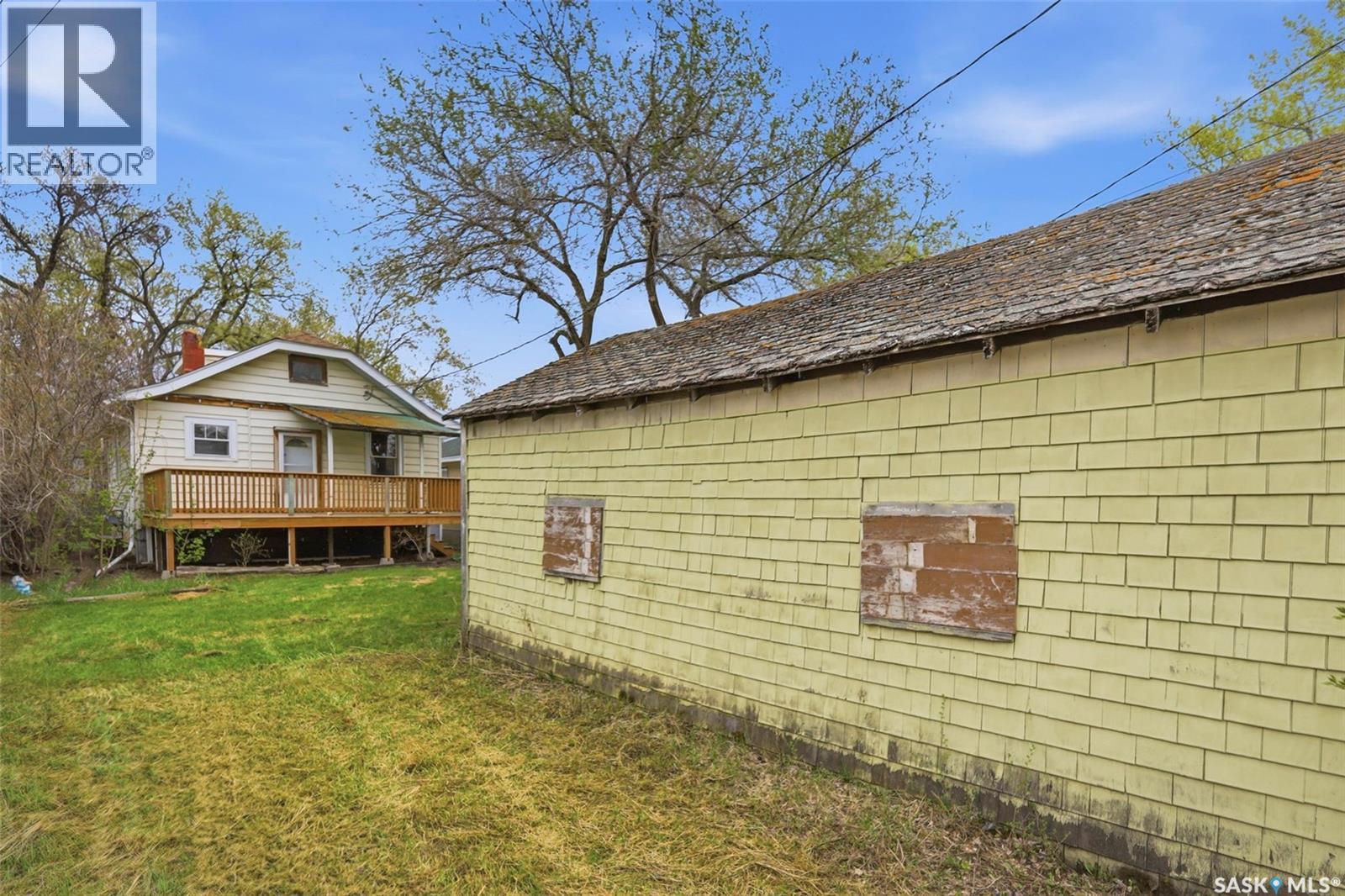 825 L Avenue S, Saskatoon, Saskatchewan  S7M 2H9 - Photo 41 - SK036615