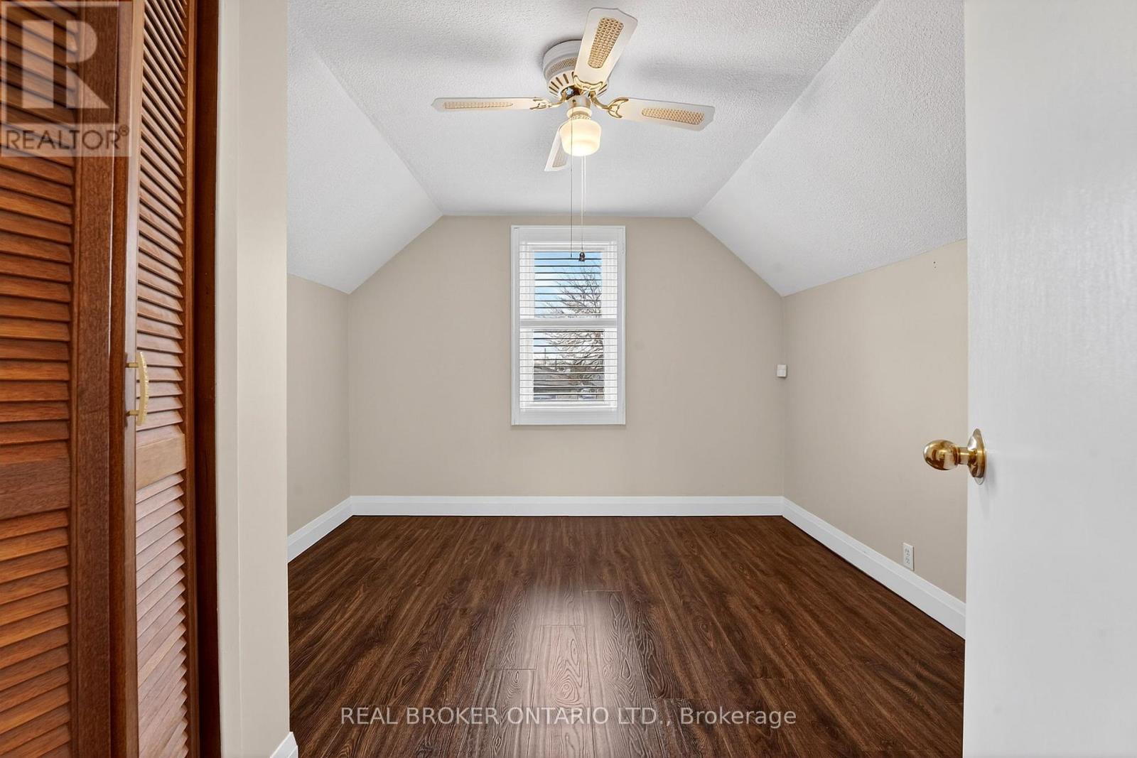 379 Talbot Street, Hamilton, Ontario  L8H 6T5 - Photo 15 - X13160242