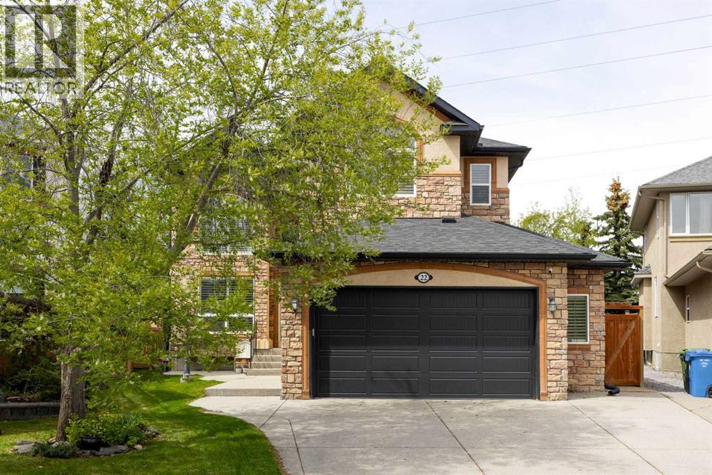 22 Strathridge Court SW, Calgary, Alberta  T3H 4M2 - Photo 2 - A2313679