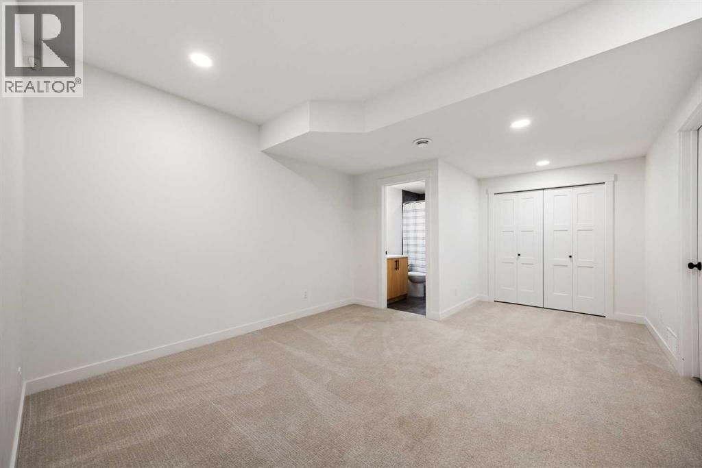 22 Strathridge Court SW, Calgary, Alberta  T3H 4M2 - Photo 37 - A2313679