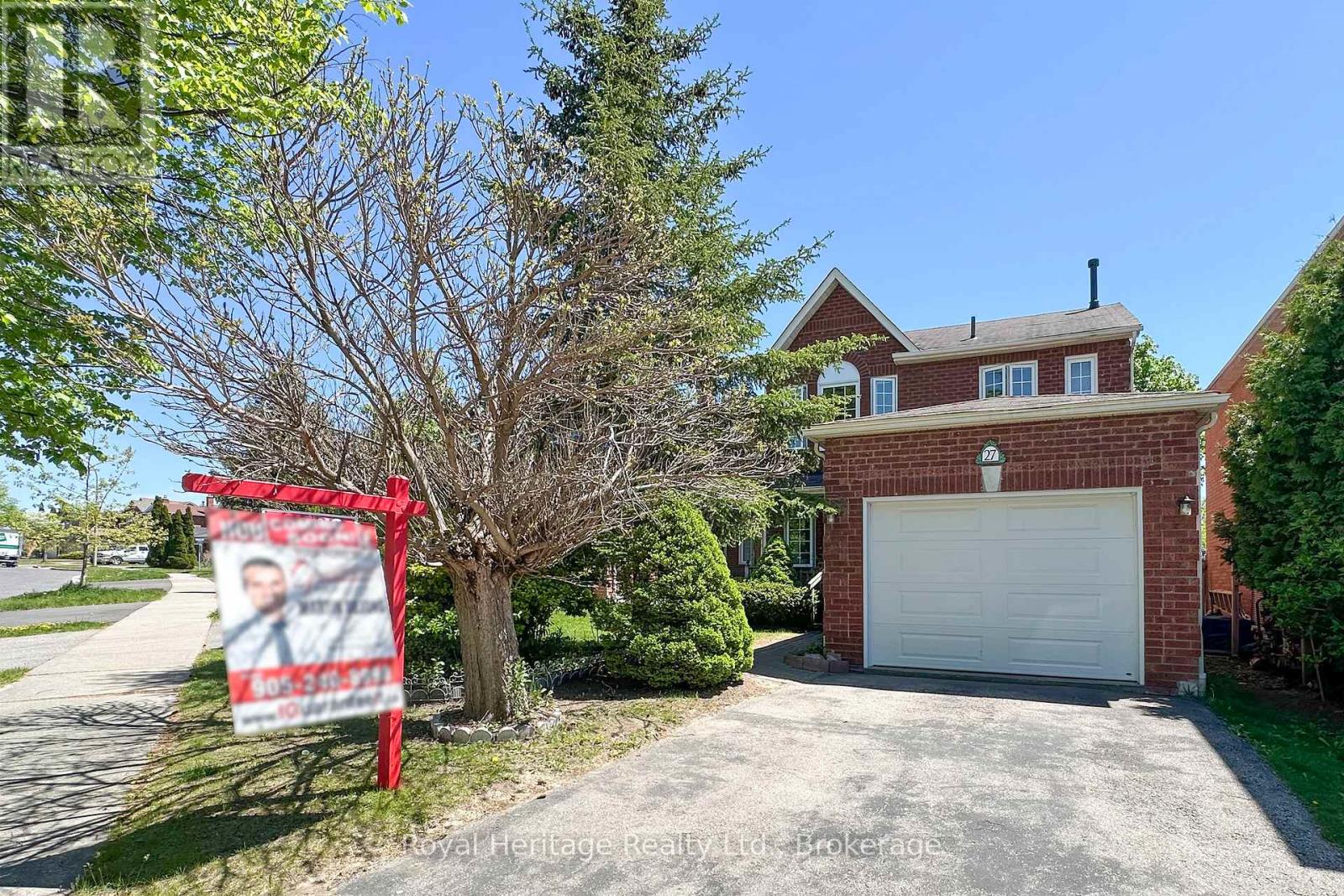 27 Furrow Drive, Whitby (Rolling Acres), Ontario  L1R 1Y6 - Photo 1 - E13160516