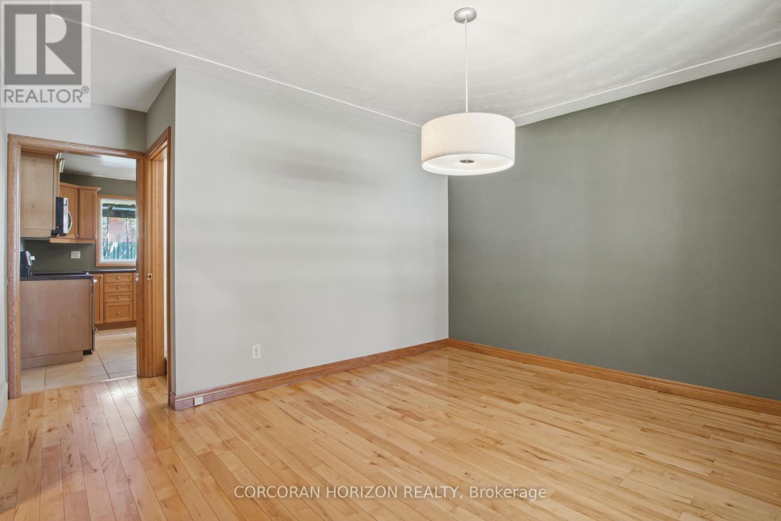 34 Yule Place, Kitchener, Ontario  N2B 2J8 - Photo 20 - X13146524