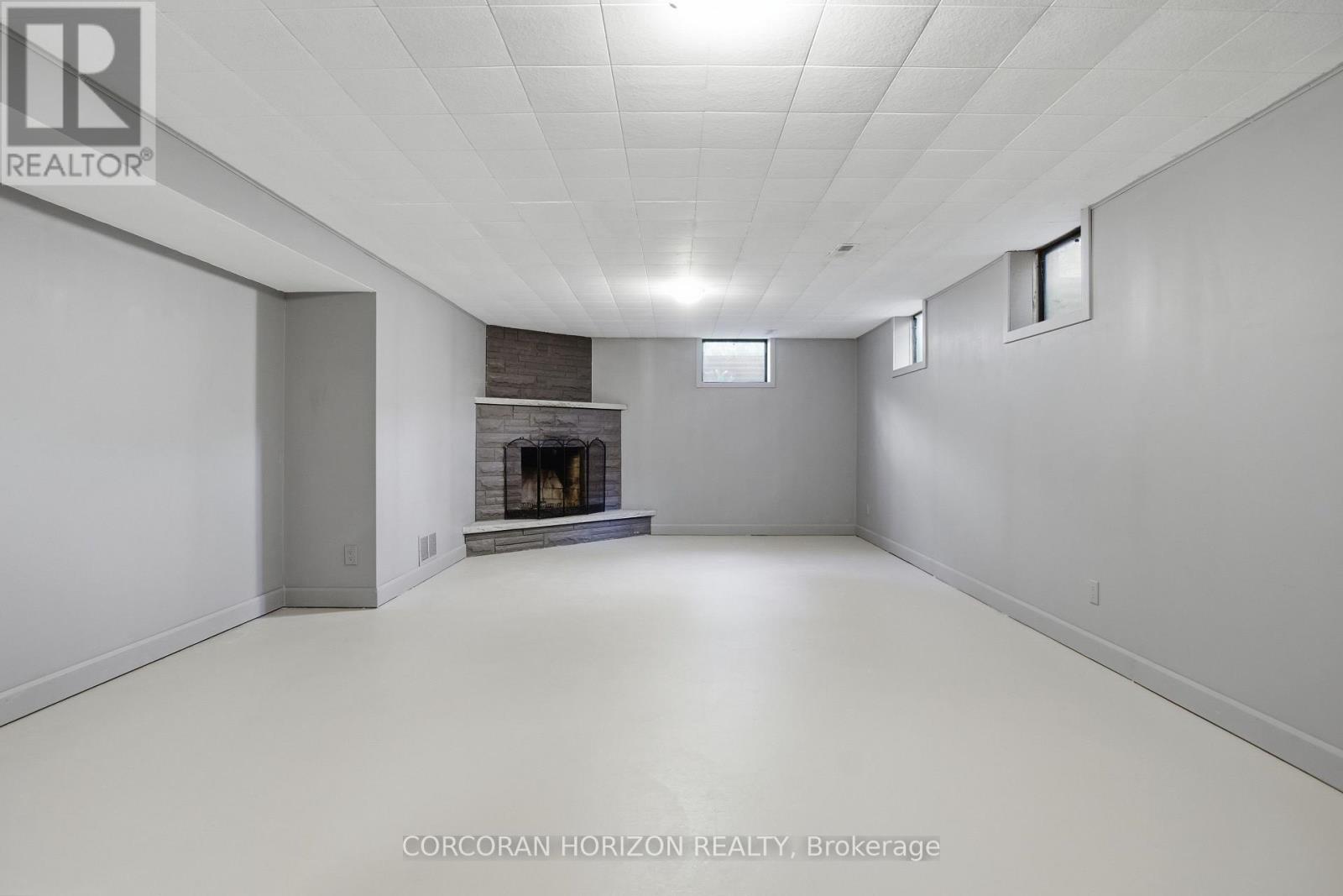 34 Yule Place, Kitchener, Ontario  N2B 2J8 - Photo 34 - X13146524