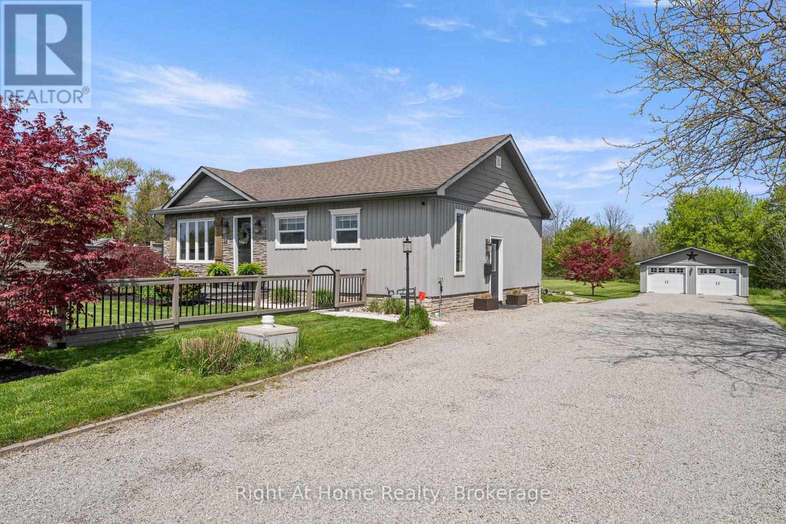 1483 Fifth Ave Louth, St. Catharines, Ontario  L2R 6P7 - Photo 6 - X13131000