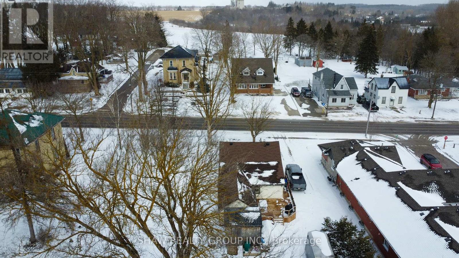 21 Main Street W, Mapleton, Ontario  N0G 1P0 - Photo 35 - X12895358