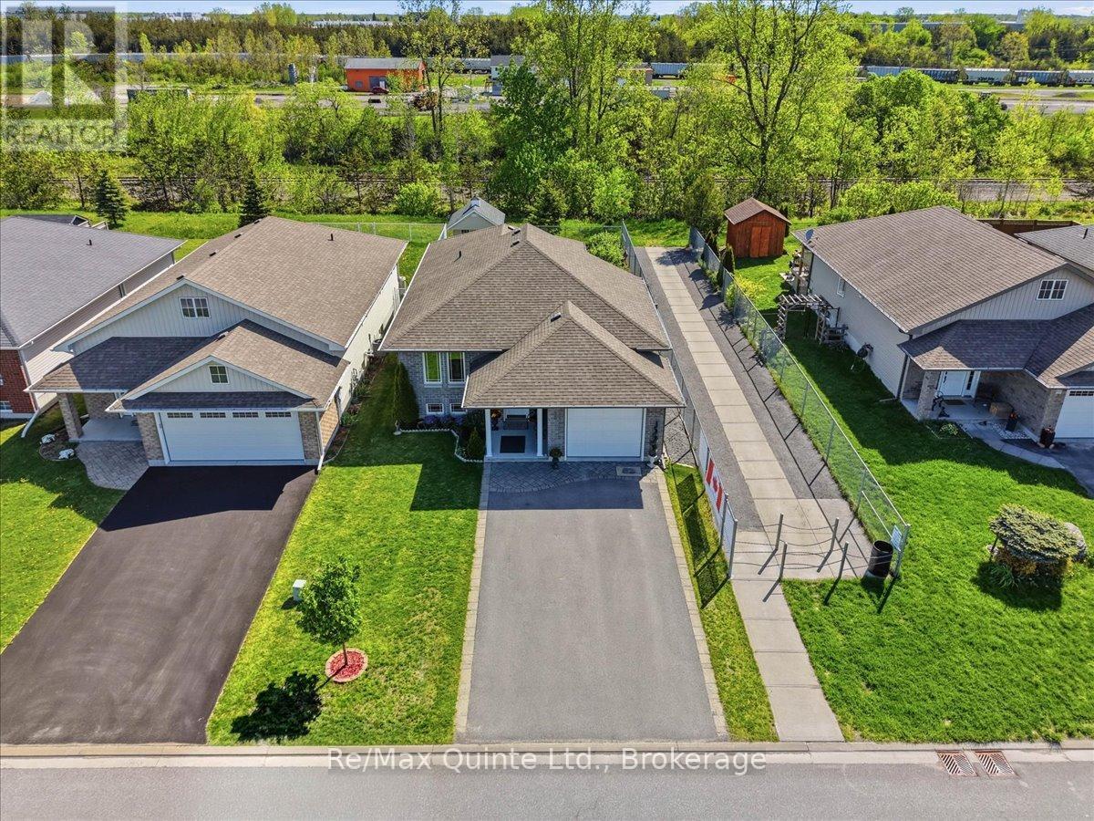 139 Greenhill Lane, Belleville, Ontario  K8N 0C7 - Photo 2 - X13160448