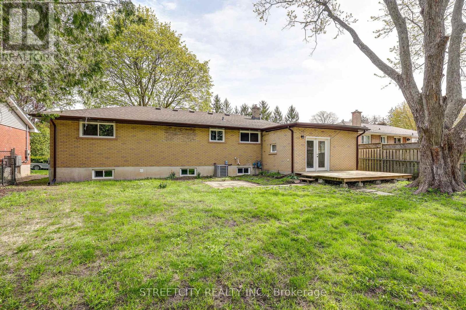 10 Vineden Drive, Central Elgin, Ontario  N5P 2M6 - Photo 46 - X13160392