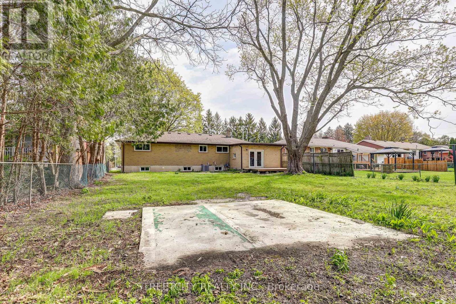10 Vineden Drive, Central Elgin, Ontario  N5P 2M6 - Photo 47 - X13160392