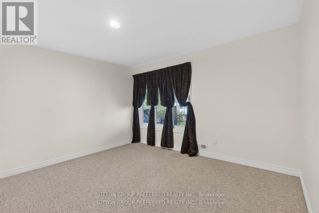519 Rosecliffe Terrace, London South, Ontario  N6K 4H5 - Photo 30 - X13160482