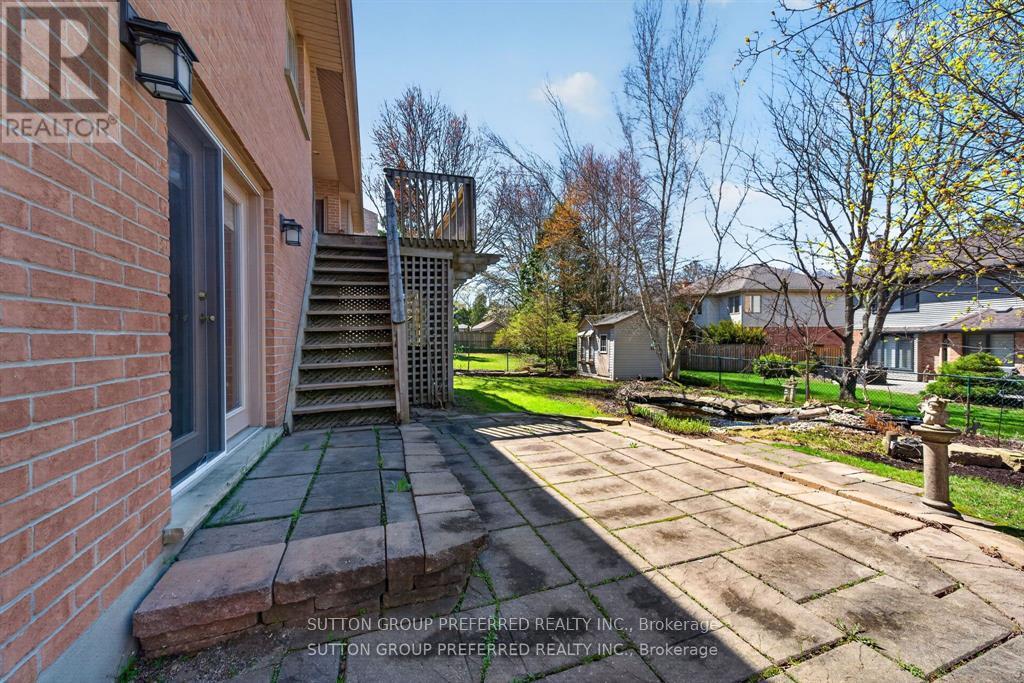 519 Rosecliffe Terrace, London South, Ontario  N6K 4H5 - Photo 37 - X13160482