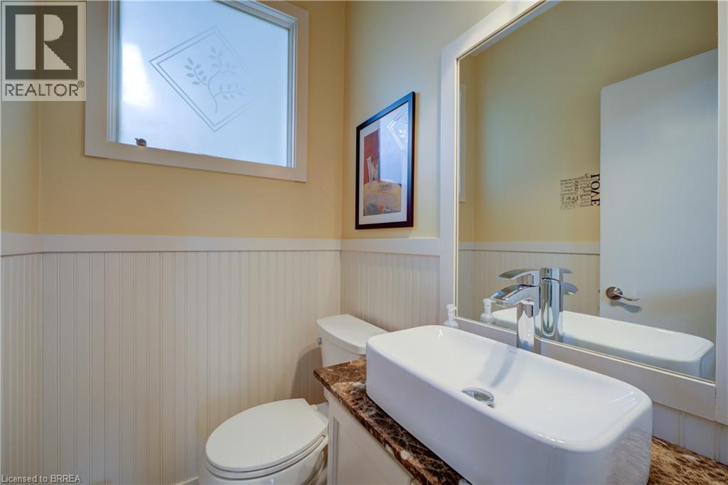 9 Summerhayes Crescent, Brantford, Ontario  N3R 5H9 - Photo 16 - 40832374