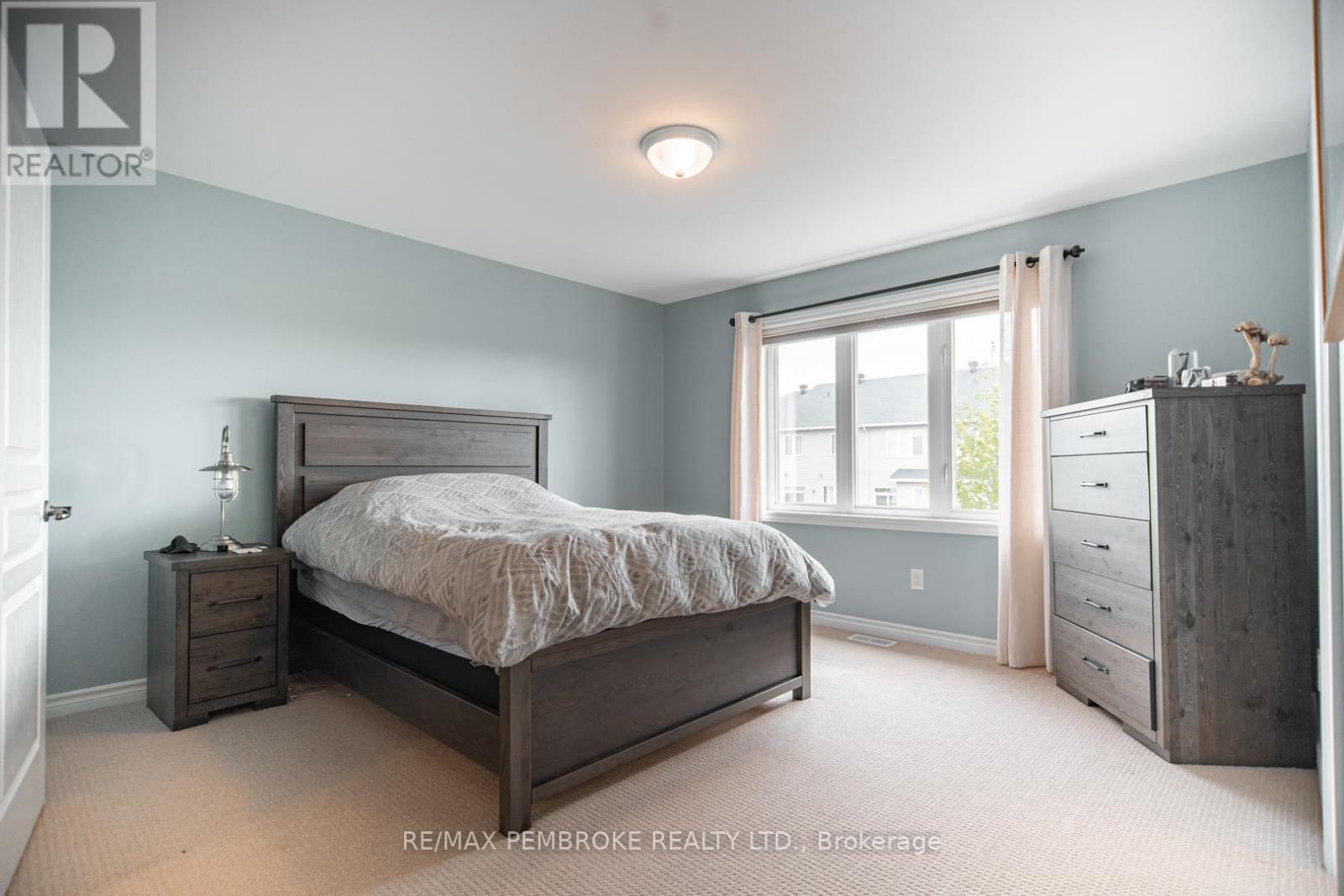 15 Mcnamara Street, Petawawa, Ontario  K8H 0C4 - Photo 17 - X13160620