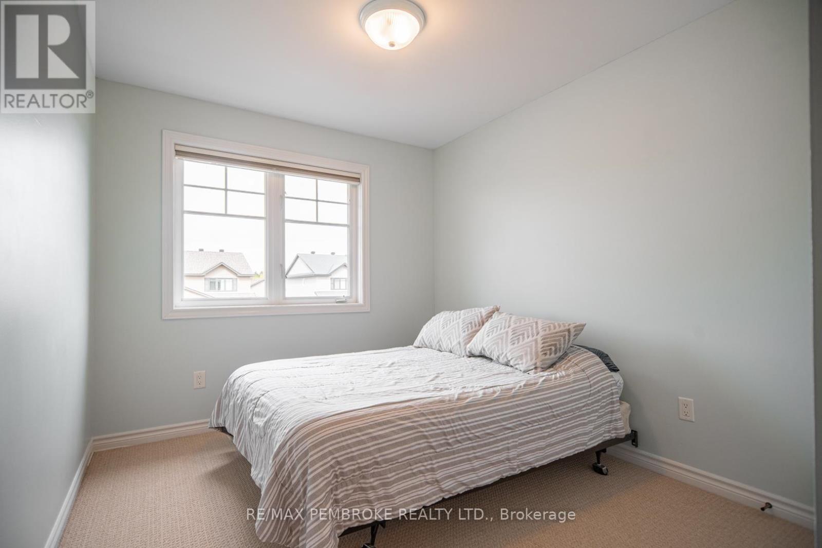 15 Mcnamara Street, Petawawa, Ontario  K8H 0C4 - Photo 23 - X13160620