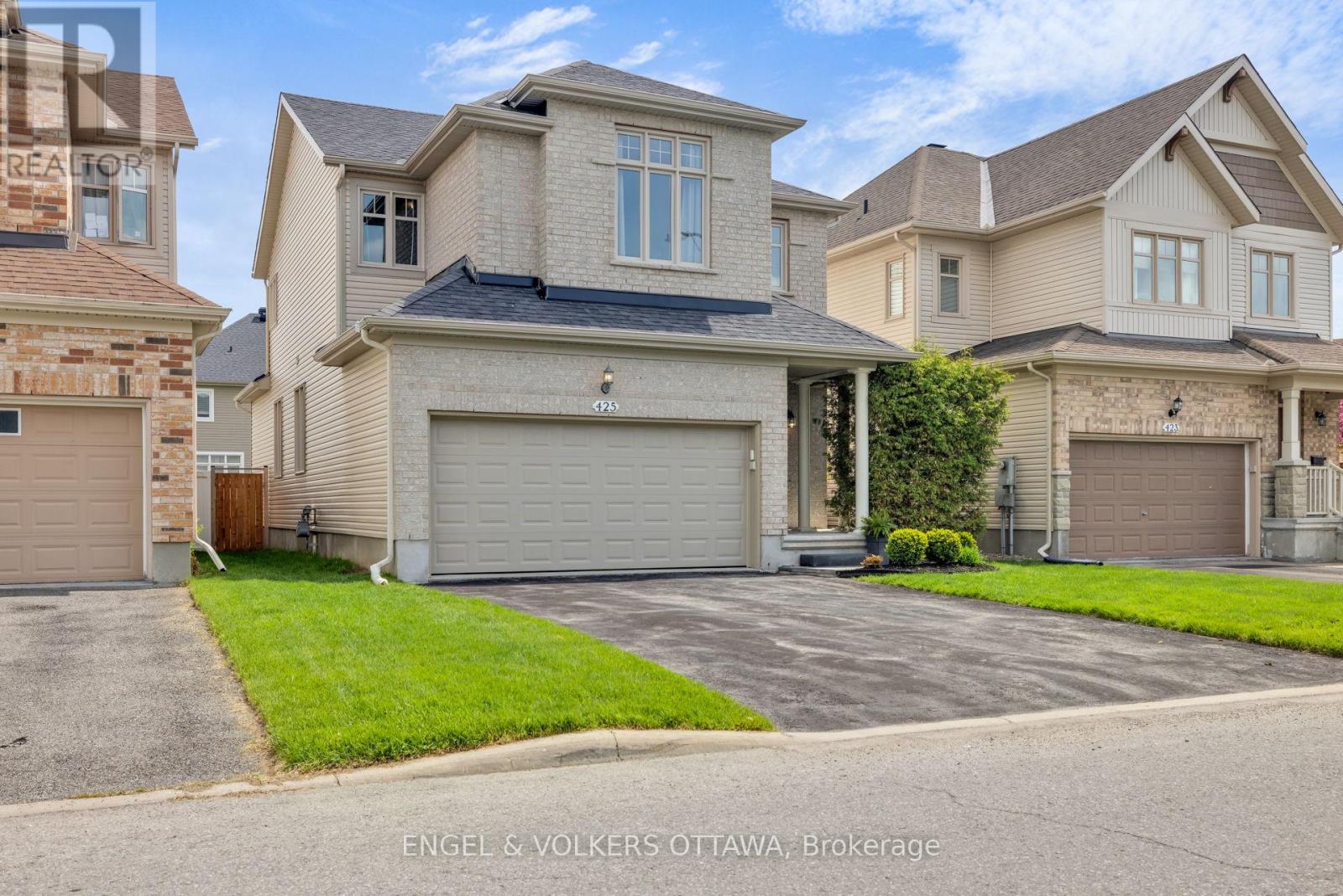 425 Cooks Mill Crescent, Ottawa, Ontario  K1V 2M9 - Photo 1 - X13160624
